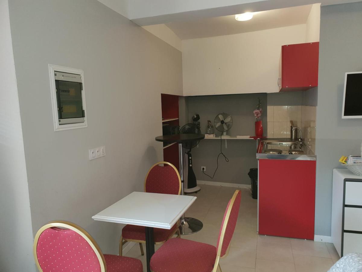 LʼIsle-sur-la-Sorgue Jolie Appartement, L'Enclave Des Secrets المظهر الخارجي الصورة
