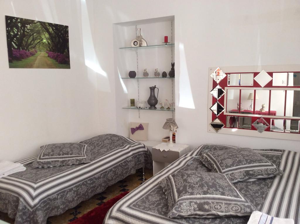 LʼIsle-sur-la-Sorgue Jolie Appartement, L'Enclave Des Secrets الغرفة الصورة